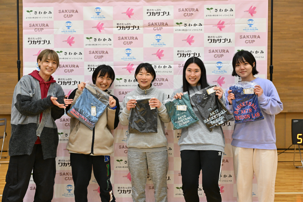 スポーツデポ/アルペン：TIGORA×AKTR コラボアパレル商品【元気チーム賞】