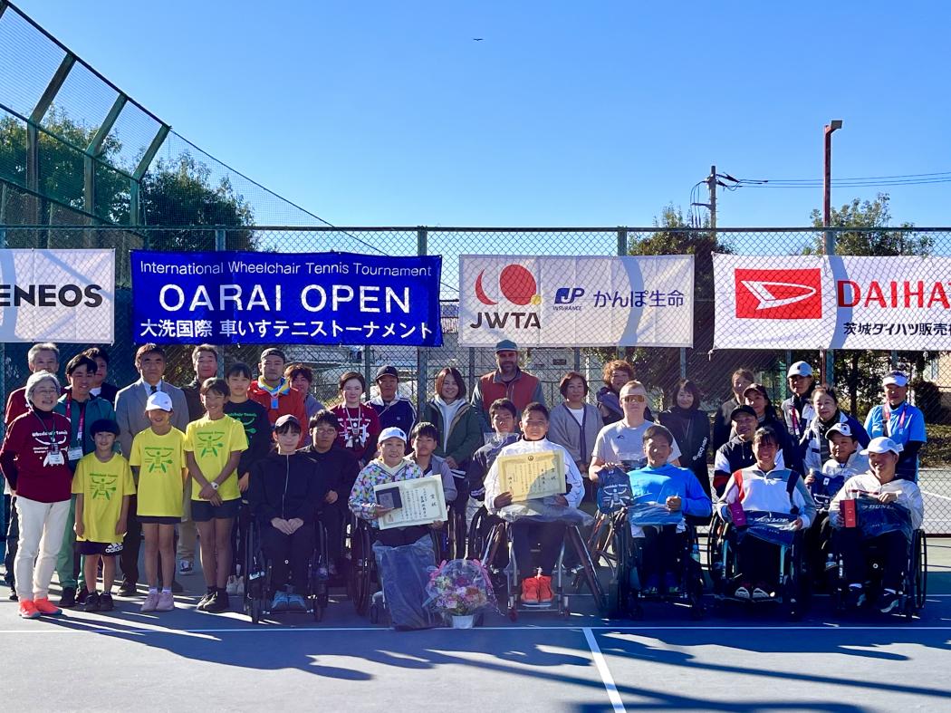 表彰式後の記念写真