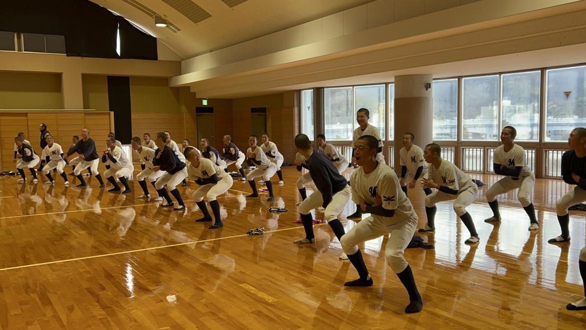 ３日目は体育館でトレーニング